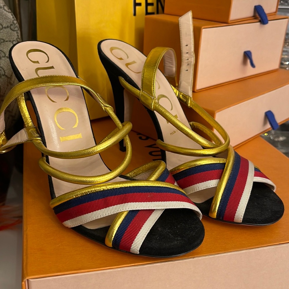 Gucci Sylvie Web Criscross  Leather Flat Sandals Size 39 1/2 US 9 1/2